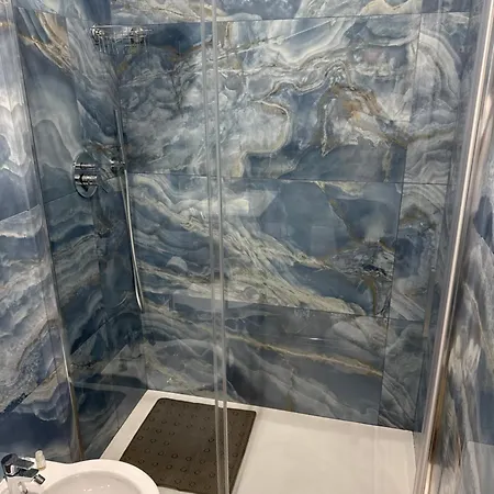 Nocleg ze śniadaniem Incentro 3*